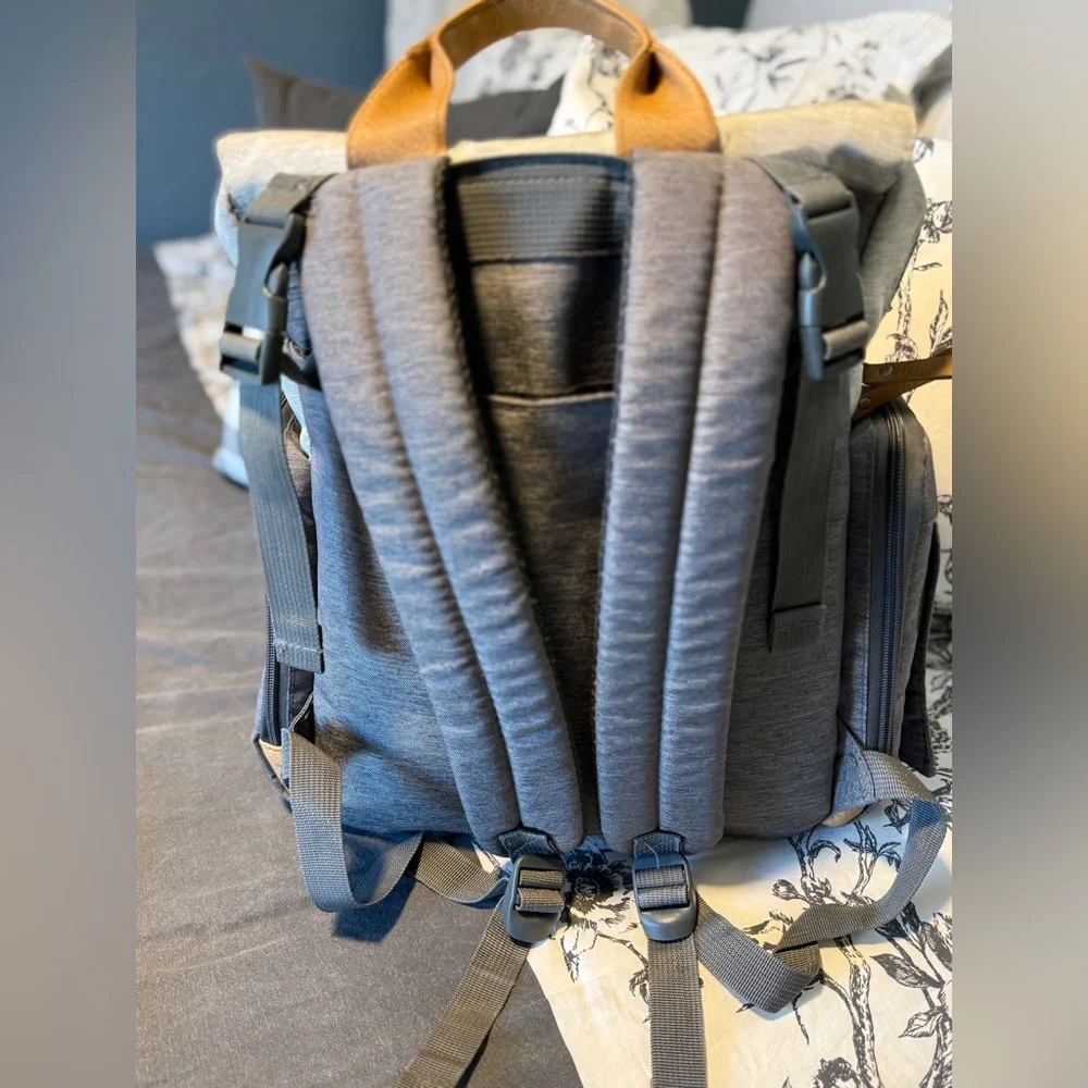 Eddie Bauer Cascade Back Pack Diaper Bag - Black/Gray - Picture 9 of 16